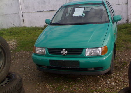 VOLSCWAGEN POLO din 96