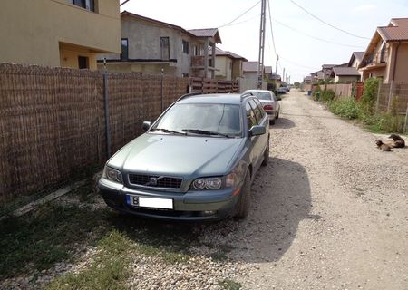 Volvo V 40