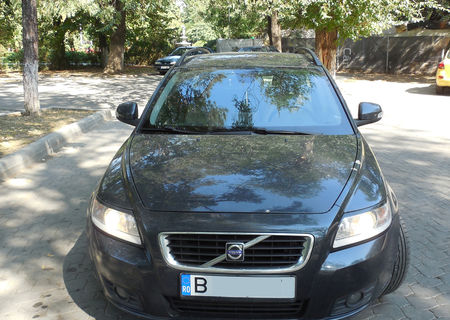 Volvo V 50