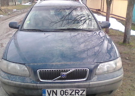 VOLVO V70 2002