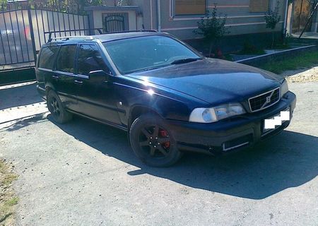 Volvo v70 xc awd