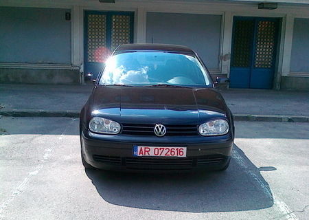 VW Golf IV 1.4 16V  ! AER CONDITIONAT !