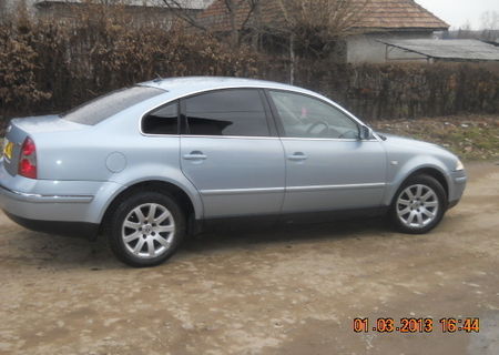 vw passat an 2003 1.9 TDI 131 cai  cu volan dreapta