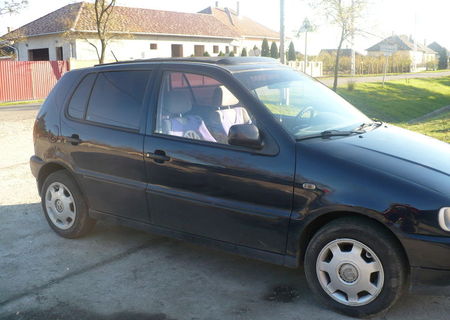 VW POLO 1999