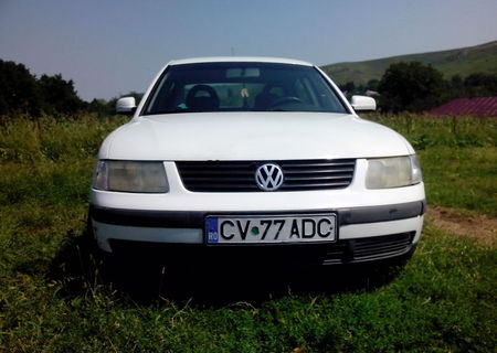 Wolkswagen Pasat anul 2000 1,9TDI