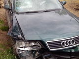 Audi A6 avariat, fotografie 1