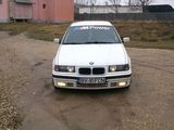 BMW 316 1995, fotografie 1
