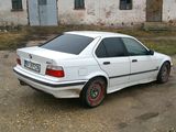 BMW 316 1995, fotografie 3