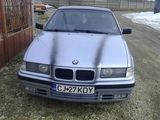 BMW 316 an 1992, fotografie 2