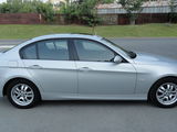 BMW 318d KEYLESS GO/XENON+ANGEL EYES/TRAPA/PACHET M INTERIOR…+ multe optiuni,RECENT ADUS GERMANIA!, fotografie 3