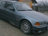 BMW 318IS 1998, fotografie 3