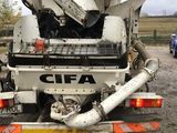 CIFA cu pompa de beton IVECO, fotografie 3