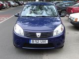 Dacia Sandero 2009, fotografie 1