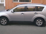 de vinzare Mitsubishi Outlander