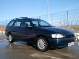 Ford Escort 1.6, fotografie 1