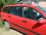 Ford Focus 1.4 2004 Benzina AVARIAT, fotografie 2