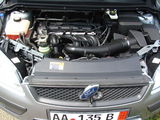 Ford Focus 1.6 benzina, 2005, fotografie 5