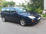 Ford Focus 2001, fotografie 2