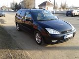 Ford Focus An 2004, fotografie 2