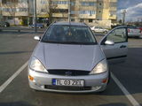 Ford Focus Ghia 2001