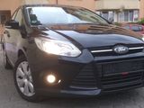 ford focus navi parcare automata