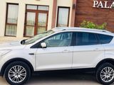 Ford Kuga Titanium 4 X 4 an 2014, photo 2