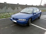 Ford Mondeo 1995, fotografie 1