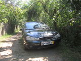 ford mondeo 1998 1.8  16 valve clima