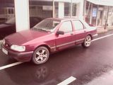 Ford sierra 2.0i 1300 euro negociabil