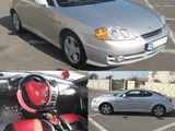 hyundai coupe an 2003 , 2700euro