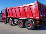 IVECO EuroTrakker 8x4 ~ Basculanta, fotografie 3