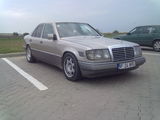 MERCEDES 124 2500cc