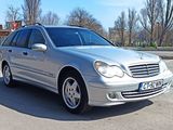 Mercedes Benz C 200 CDI, fotografie 2