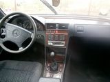 Mercedes Benz c180, fotografie 4