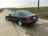 Mercedes-Benz E 270 CDI, photo 2