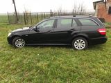 Mercedes-Benz E200 CDI, fotografie 3