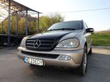 Mercedes-Benz ML 270, fotografie 2