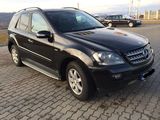 Mercedes- Benz ML 320