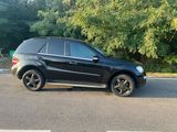 Mercedes-Benz ML 320 CDI 4MATIC, fotografie 3