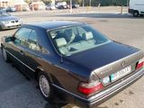Mercedes CE230  2.3 benzina  an 1989  Bulgaria  1000 euro, fotografie 2