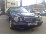 Mercedes e220, fotografie 1