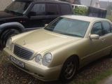 mercedes E270 2003 full, fotografie 3