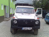 Mercedes G 300