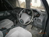 Mitsubishi Pajero 2.8tdi se dezmembreaza, photo 3