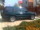 mtsubishi pajero suv