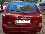 Nissan Almera Tino, fotografie 4