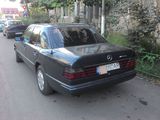 okazie! vand mercedes w124 de 2l diesel!!!!, fotografie 4