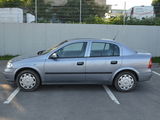 Opel Astra 1.4, fotografie 3