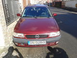 Opel Astra 1. 6 16v, photo 1