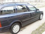 Opel astra 1.7, fotografie 2